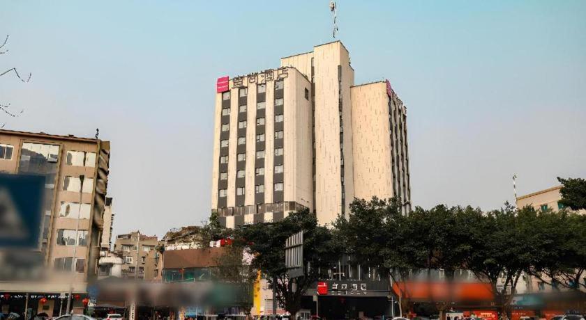 Echarm Hotel Mianyang Changhong Avenue Kaide Plaza Luaran gambar